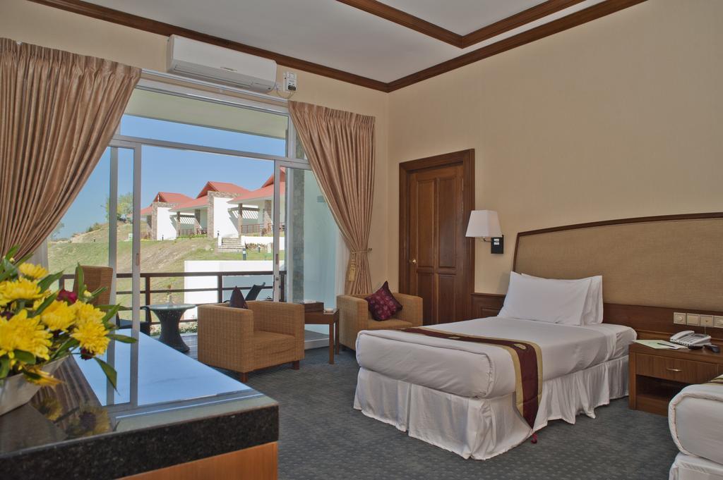 Junction Hotel Nay Pyi Taw Naypyidaw الغرفة الصورة