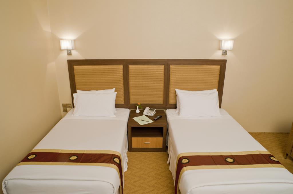 Junction Hotel Nay Pyi Taw Naypyidaw الغرفة الصورة